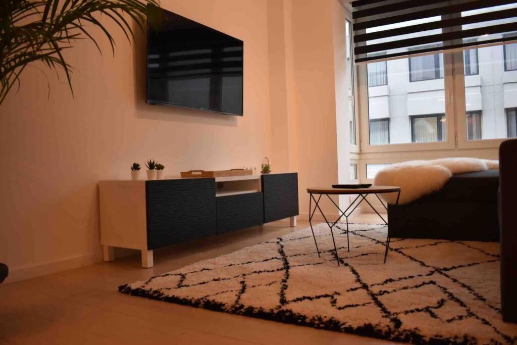 Vernieuwd Appartement Op 200M Van De Zee Ostenda Zewnętrze zdjęcie